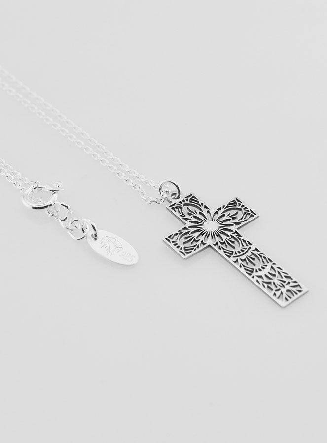 Collana Religiosa con Croce Traforata Mandala (pic 4)