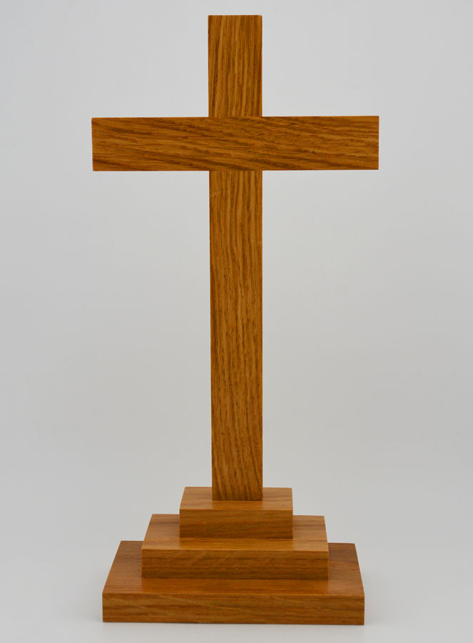 Crocifisso su Base in Rovere Chiaro - 25 cm (pic 1)