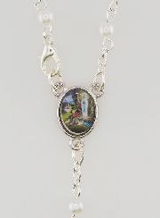 Rosario di Lourdes in Perle di Madreperla Bianca con Fermaglio