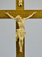 Crocifisso del Cristo in Legno Scuro - 25cm