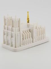 Statua Cattedrale Notre-Dame di Parigi