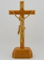 Crocifisso su Base in Rovere - 22 cm